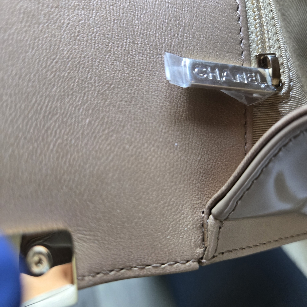 Chanel Le Boy Bag - Picture 10 of 15